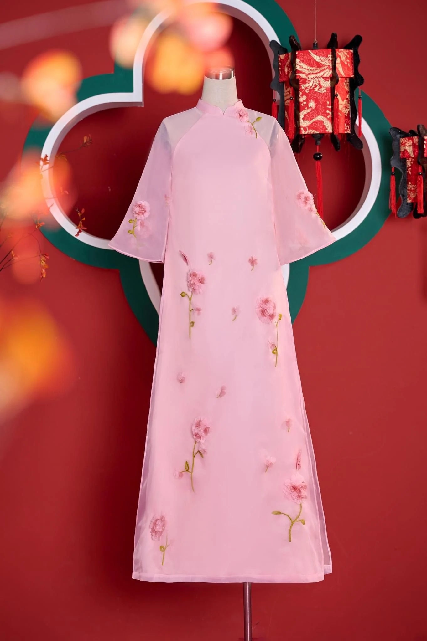 Áo dài Cẩm Tú