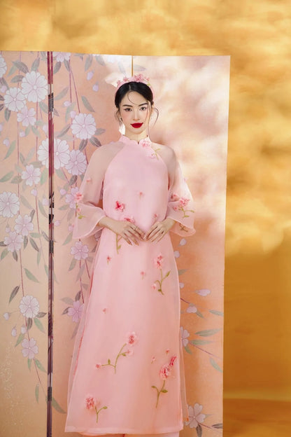 Áo dài Cẩm Tú